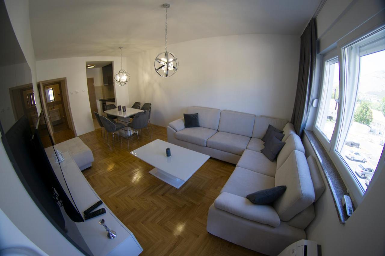 Apartman Sunlight Требинє Екстер'єр фото